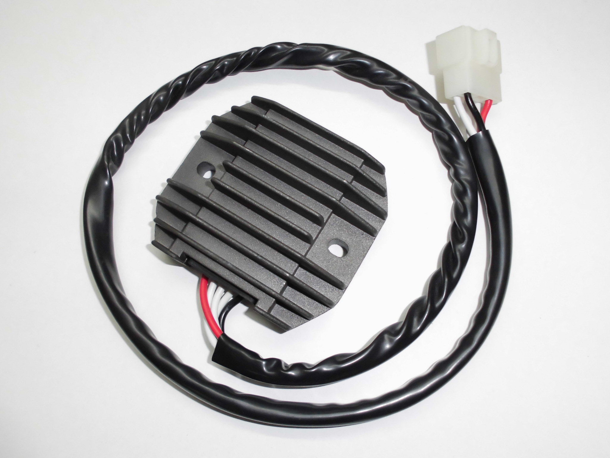 Yamaha TDM 850 1993-1996 regulátor dobíjení